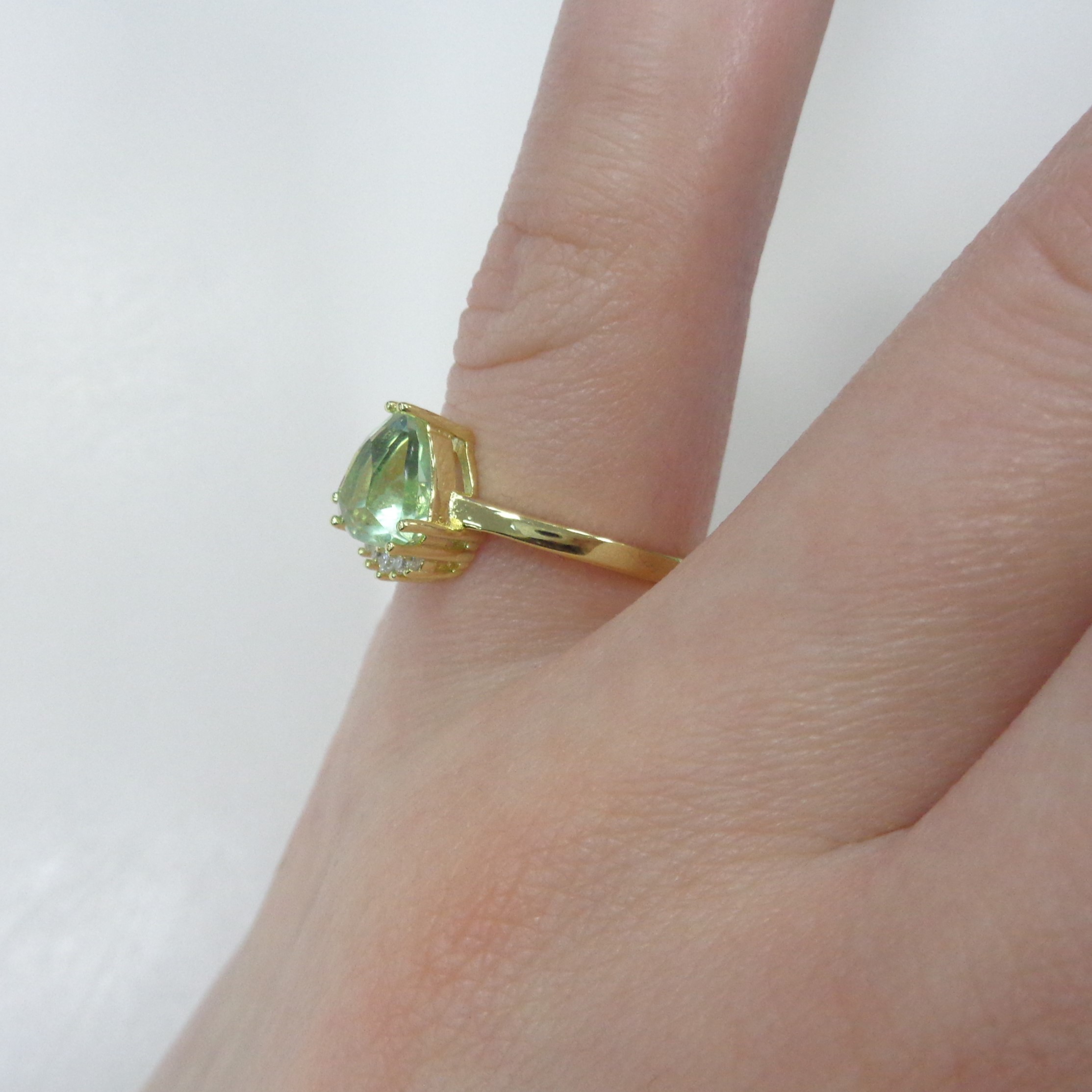 Серебряное кольцо с флюоритом